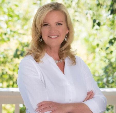 Pam Cook Bio, KTVU FOX 2, Height, Age, Relatives, Spouse, Salary, and Net Worth