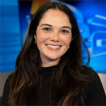 Photo of Julia Lopez
